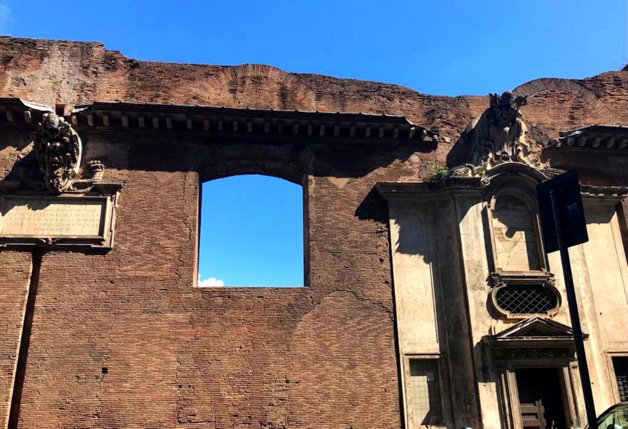White In * Rome